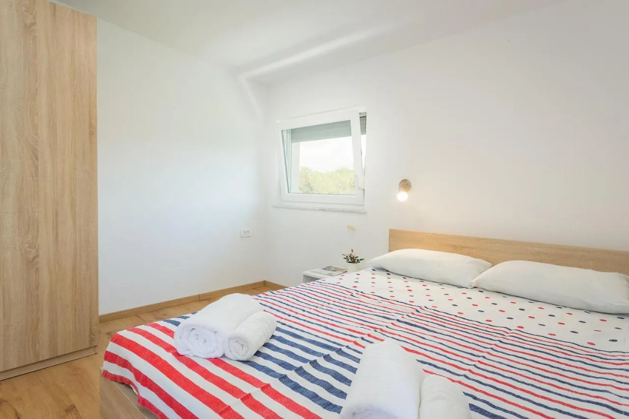 Sunny Sunny Peroj Apartment Vodnjan