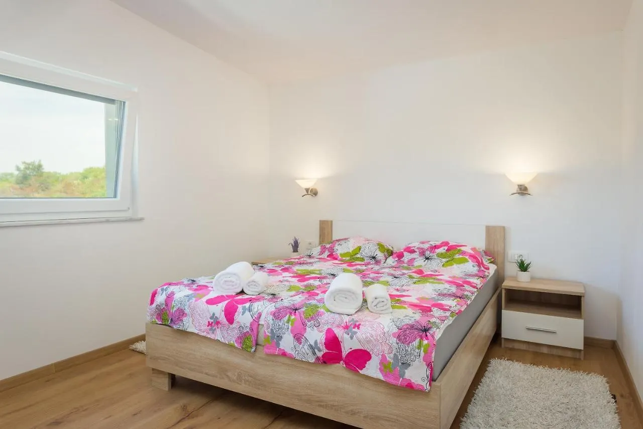 Sunny Sunny Peroj Apartment Vodnjan Croatia
