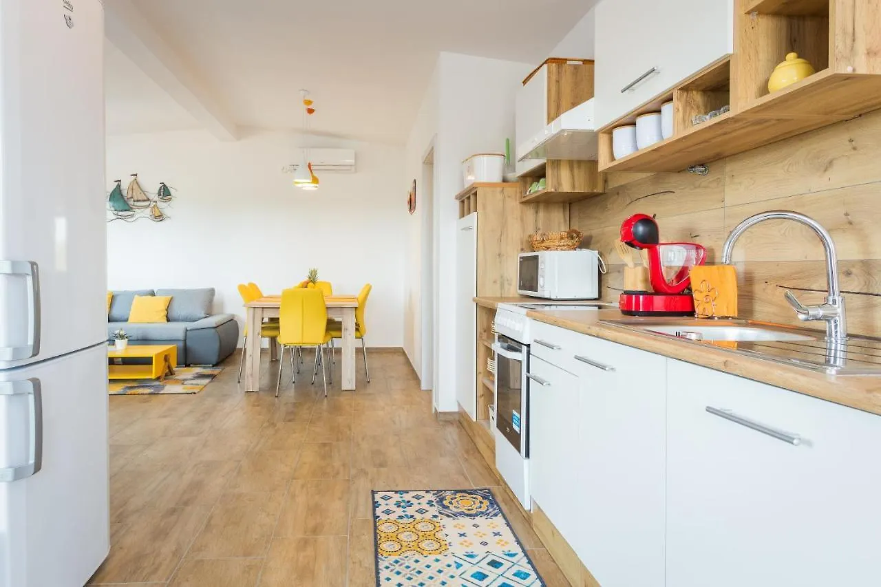 Sunny Sunny Peroj Apartment Vodnjan